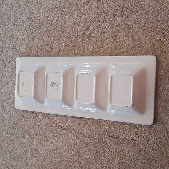 LIKE NEW.  Certified International Pamela Gladding 4-Sectipn Serving Tray - Picture 4 of 5